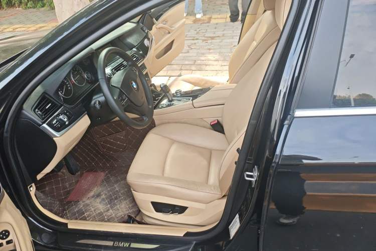 Used BMW 5 Series 2013 520i Elegant Edition Left Front Seat