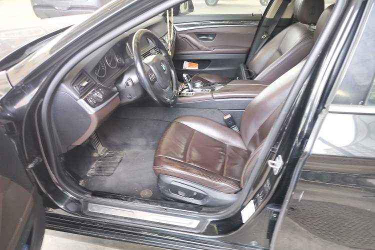 Used BMW 5 Series 2013 525Li Leading Model Left Front Seat