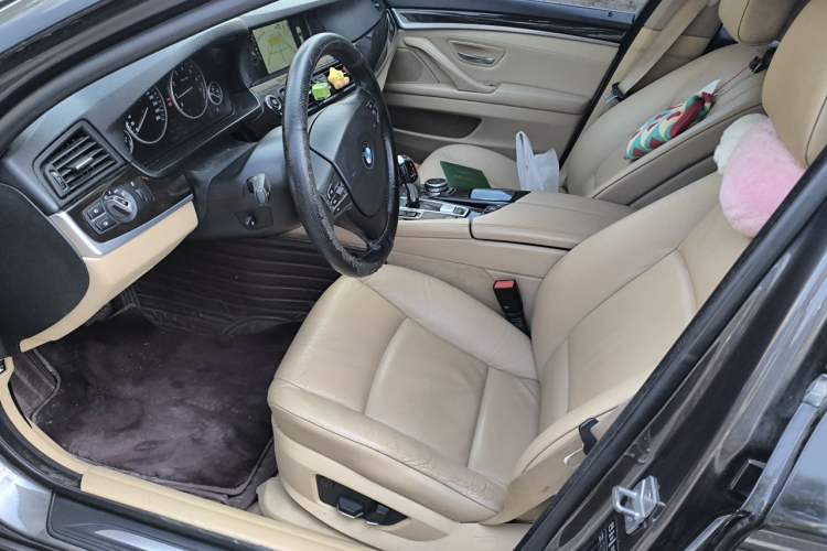 Used BMW 5 Series 2013 525Li Luxury Model Left Front Seat