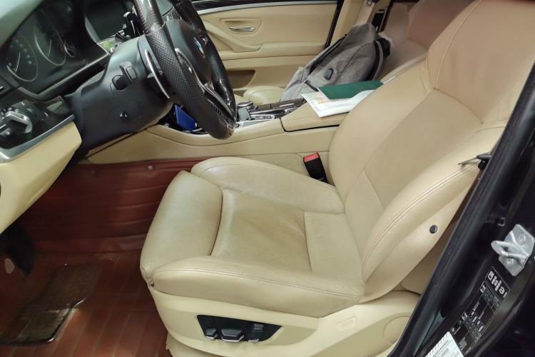 Used BMW 5 Series 2013 530Li Luxury Model Left Front Seat
