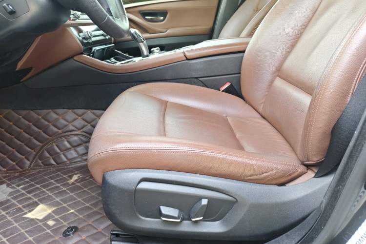 Used BMW 5 Series 2013 525Li Leading Model Left Front Seat