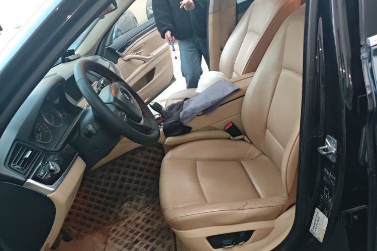Used BMW 5 Series 2013 525Li Luxury Model Left Front Seat