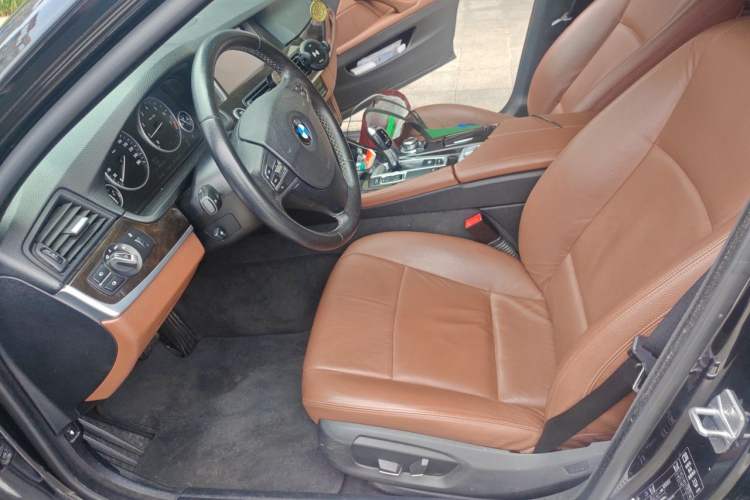 Used BMW 5 Series 2013 525Li Leading Model Left Front Seat