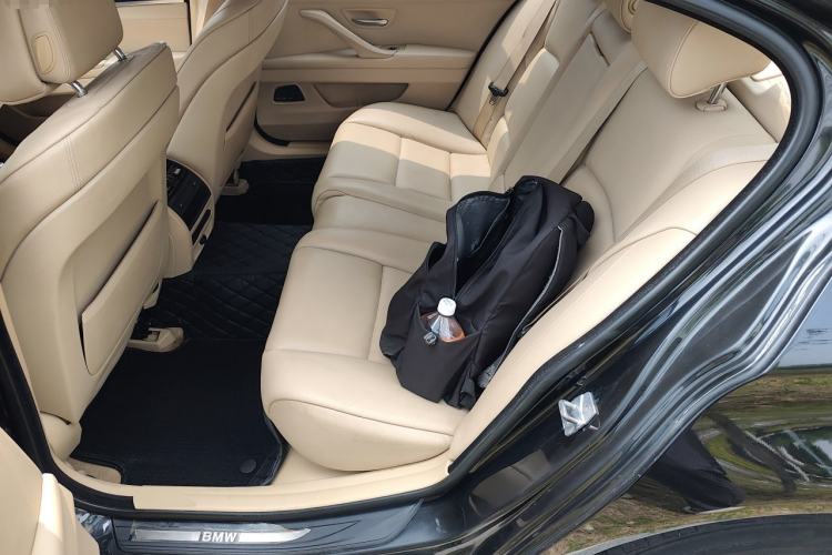 Used BMW 5 Series 2013 525Li Luxury Model Left Rear Seat