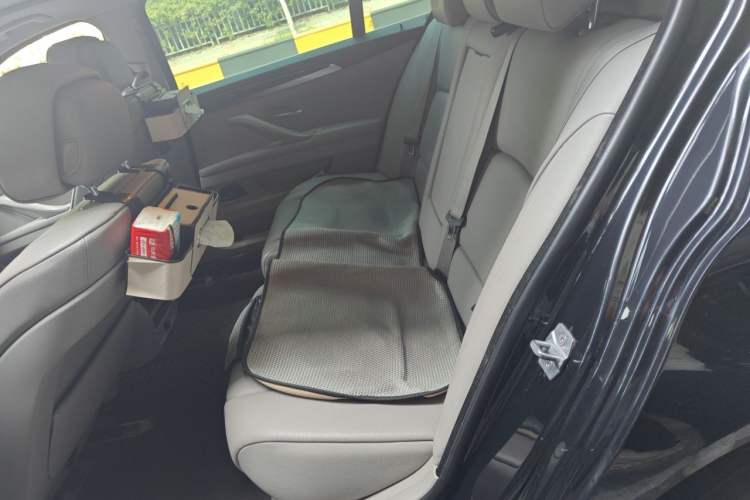 Used BMW 5 Series 2013 525Li Leading Model Left Rear Seat