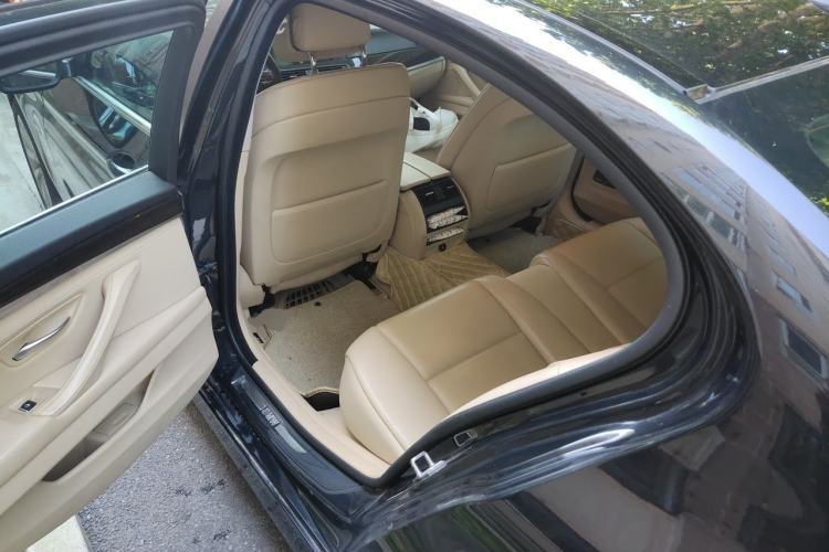 Used BMW 5 Series 2013 530Li Leading Model Left Rear Seat