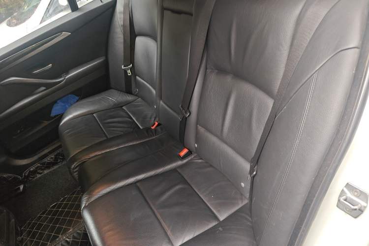 Used BMW 5 Series 2013 525Li Leading Model Left Rear Seat