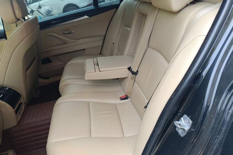 Used BMW 5 Series 2013 525Li Leading Model Left Rear Seat