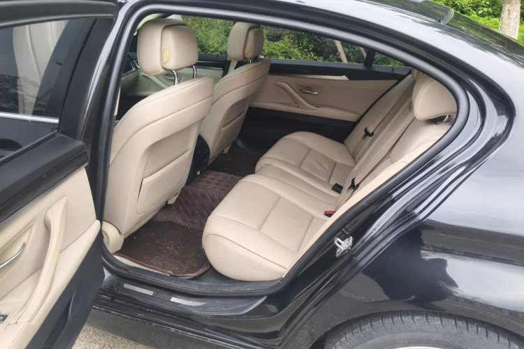 Used BMW 5 Series 2013 530Li Leading Model Left Rear Seat