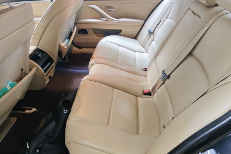 Used BMW 5 Series 2013 525Li Leading Model Left Rear Seat
