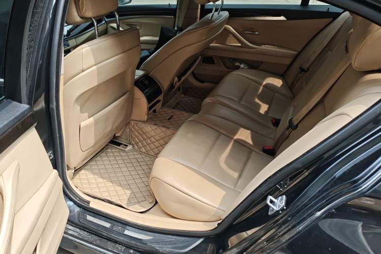 Used BMW 5 Series 2013 525Li Luxury Model Left Rear Seat