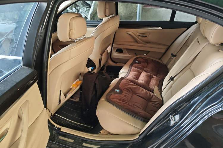 Used BMW 5 Series 2013 530Li Leading Model Left Rear Seat
