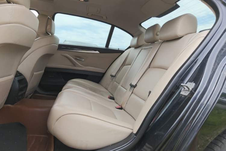 Used BMW 5 Series 2013 530Li Leading Model Left Rear Seat