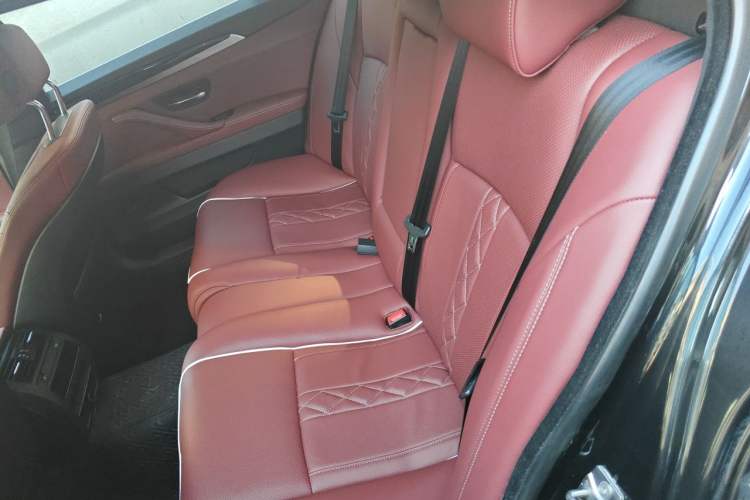 Used BMW 5 Series 2013 525Li Luxury Model Left Rear Seat
