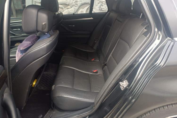 Used BMW 5 Series 2013 530i Luxury Touring Edition Left Rear Seat