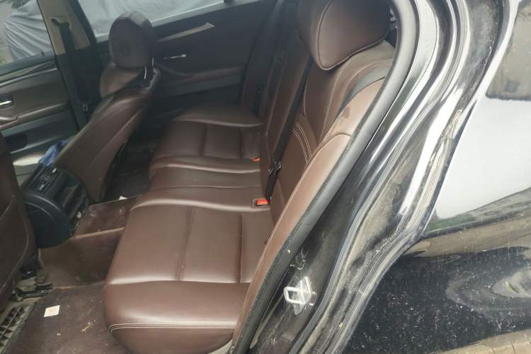 Used BMW 5 Series 2013 525Li Leading Model Left Rear Seat