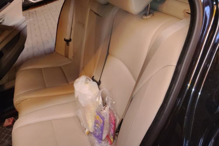 Used BMW 5 Series 2013 520Li Elegant Edition Left Rear Seat