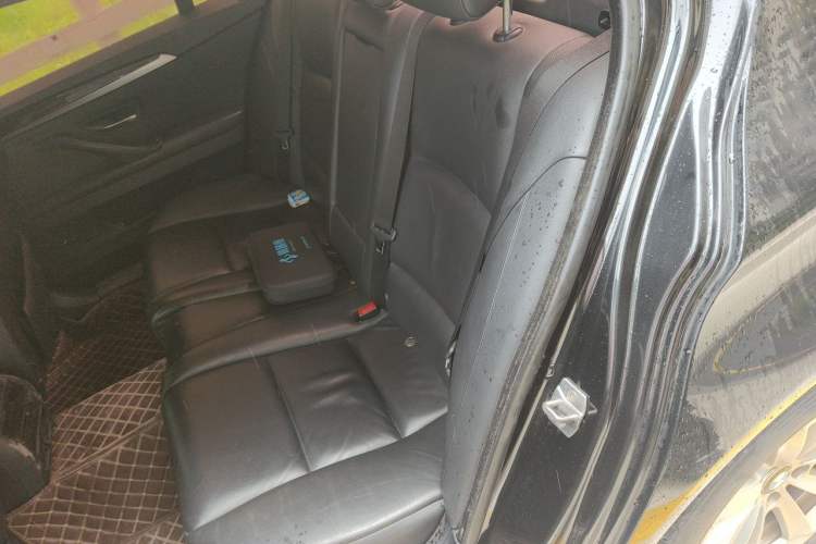 Used BMW 5 Series 2013 525Li Luxury Model Left Rear Seat