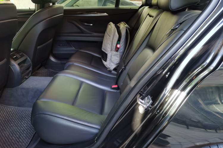 Used BMW 5 Series 2013 530Li Leading Model Left Rear Seat