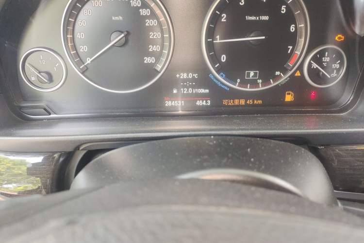 Used BMW 5 Series 2013 535Li Luxury Model Odometer Close Up