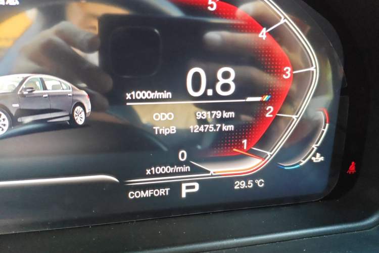 Used BMW 5 Series 2013 525Li Luxury Model Odometer Close Up
