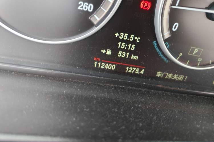 Used BMW 5 Series 2013 530Li Leading Model Odometer Close Up