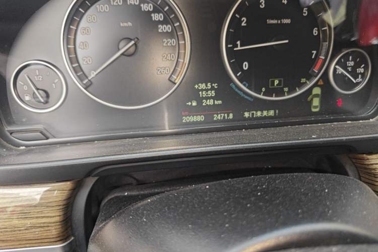 Used BMW 5 Series 2013 525Li Zhuole Edition Odometer Close Up