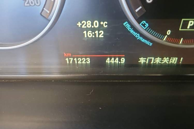 Used BMW 5 Series 2013 525Li Zhuole Edition Odometer Close Up