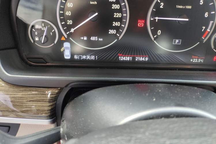Used BMW 5 Series 2013 535Li Executive Edition Odometer Close Up