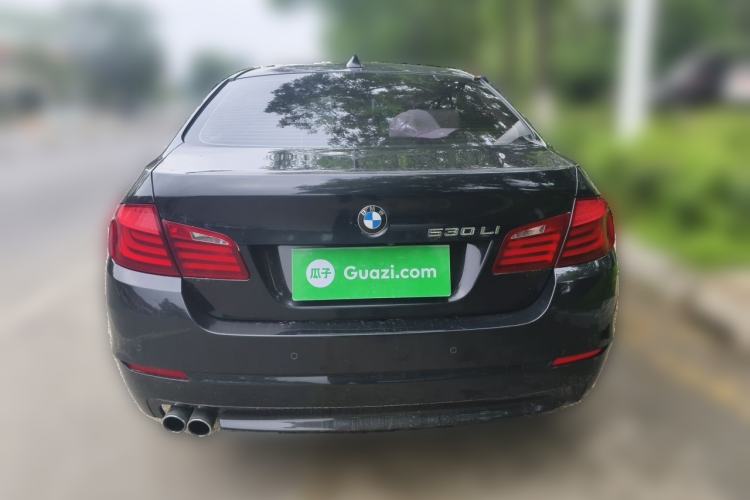 Used BMW 5 Series 2013 530Li Leading Model Rear