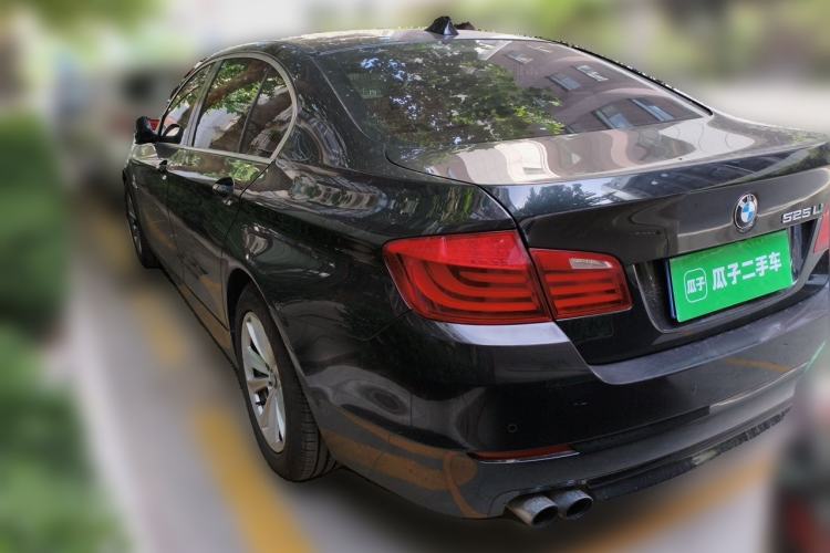 Used BMW 5 Series 2013 525Li Leading Model Rear Left 45 Deg