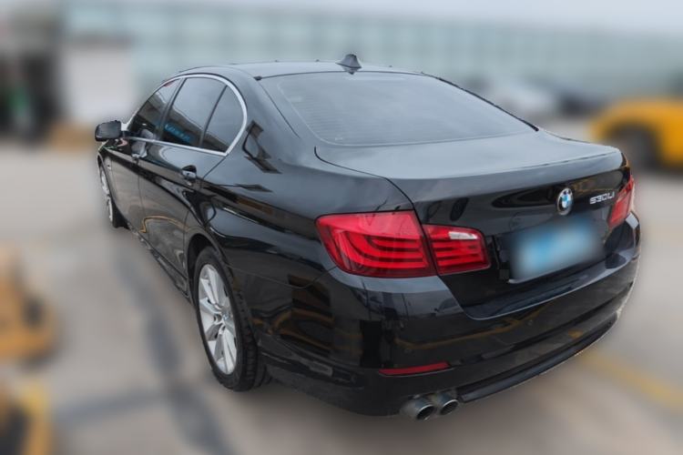 Used BMW 5 Series 2013 530Li Leading Model Rear Left 45 Deg