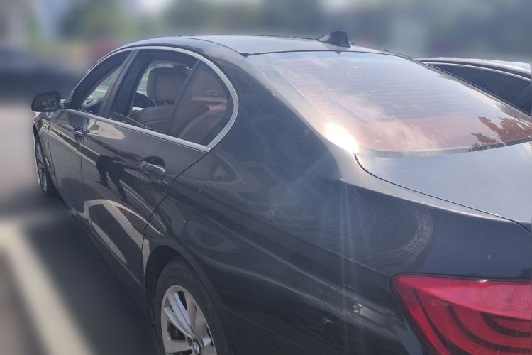 Used BMW 5 Series 2013 520Li Elegant Edition Rear Left 45 Deg