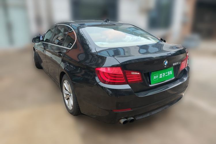 Used BMW 5 Series 2013 525Li Leading Model Rear Left 45 Deg