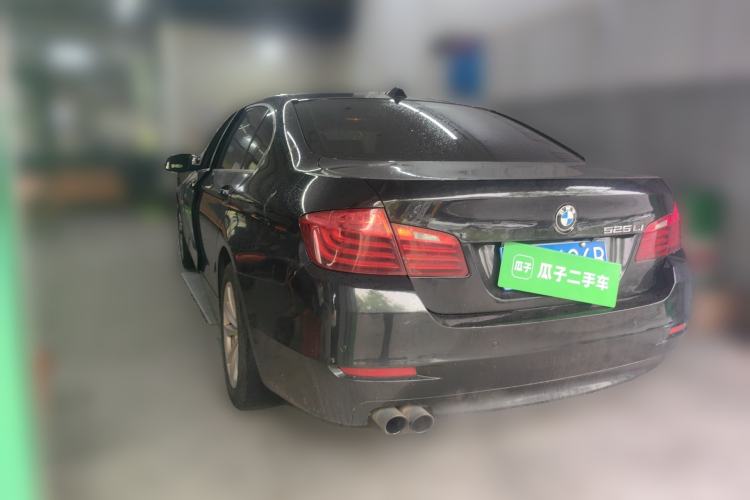 Used BMW 5 Series 2013 520Li Elegant Edition Rear Left 45 Deg