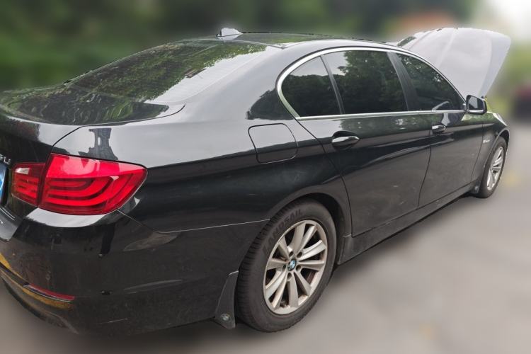 Used BMW 5 Series 2013 525Li Luxury Model Rear Right 45 Deg