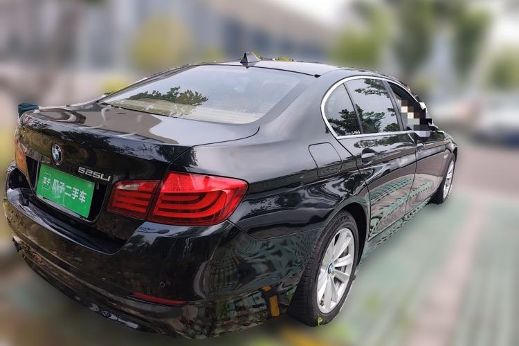 Used BMW 5 Series 2013 525Li Luxury Model Rear Right 45 Deg