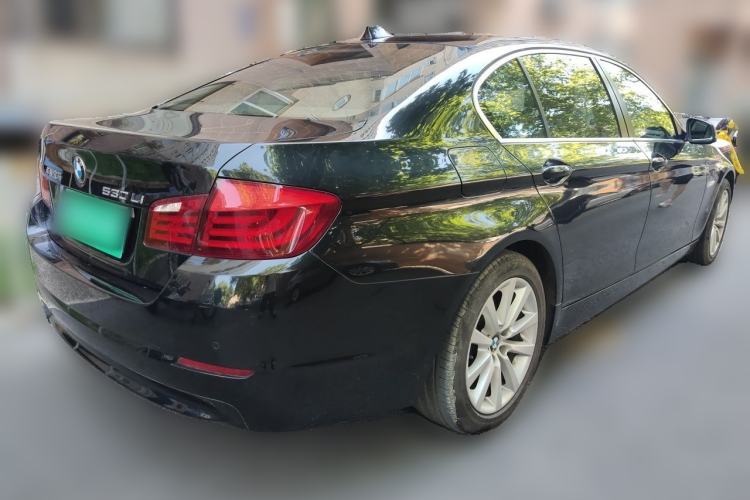 Used BMW 5 Series 2013 530Li Leading Model Rear Right 45 Deg