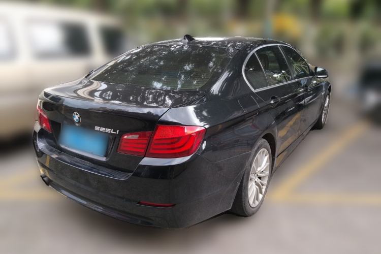 Used BMW 5 Series 2013 525Li Luxury Model Rear Right 45 Deg