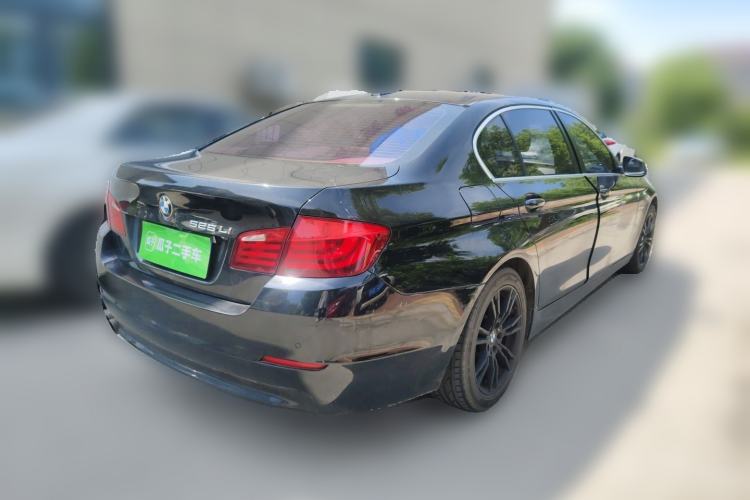 Used BMW 5 Series 2013 520Li Elegant Edition Rear Right 45 Deg