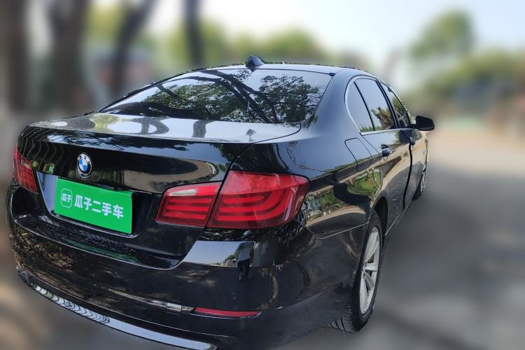 Used BMW 5 Series 2013 525Li Leading Model Rear Right 45 Deg