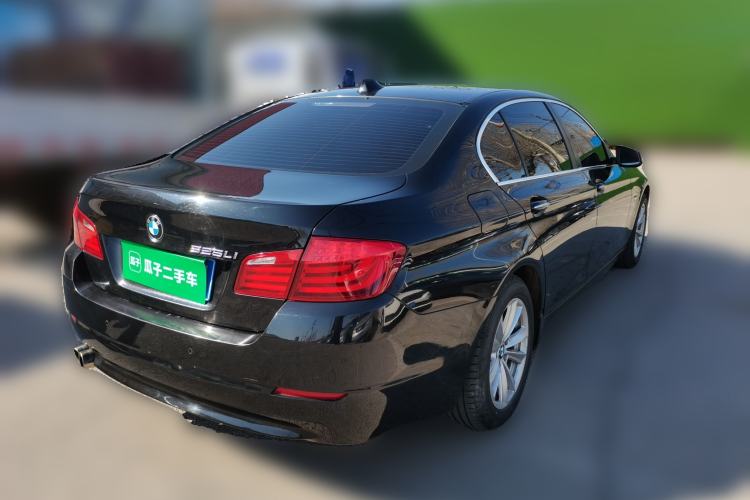 Used BMW 5 Series 2013 525Li Luxury Model Rear Right 45 Deg