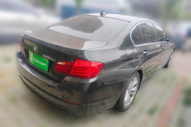 Used BMW 5 Series 2013 525Li Luxury Model Rear Right 45 Deg