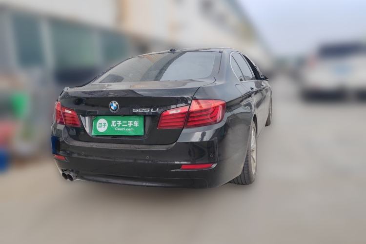 Used BMW 5 Series 2013 520Li Elegant Edition Rear Right 45 Deg