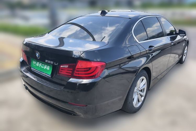 Used BMW 5 Series 2013 525Li Luxury Model Rear Right 45 Deg