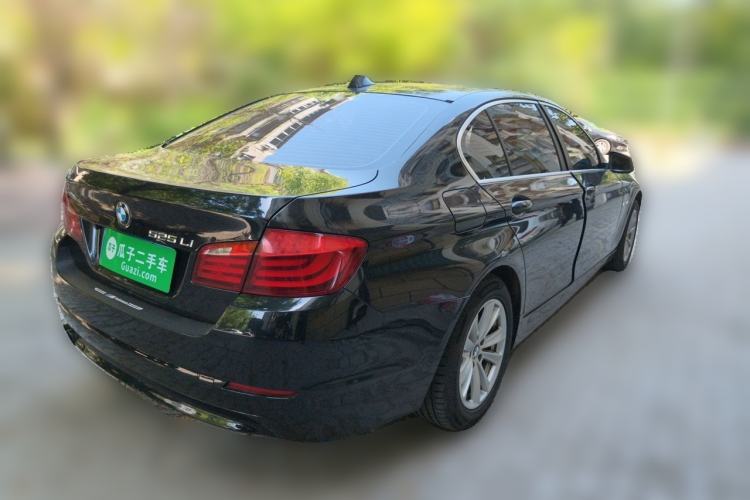 Used BMW 5 Series 2013 525Li Leading Model Rear Right 45 Deg