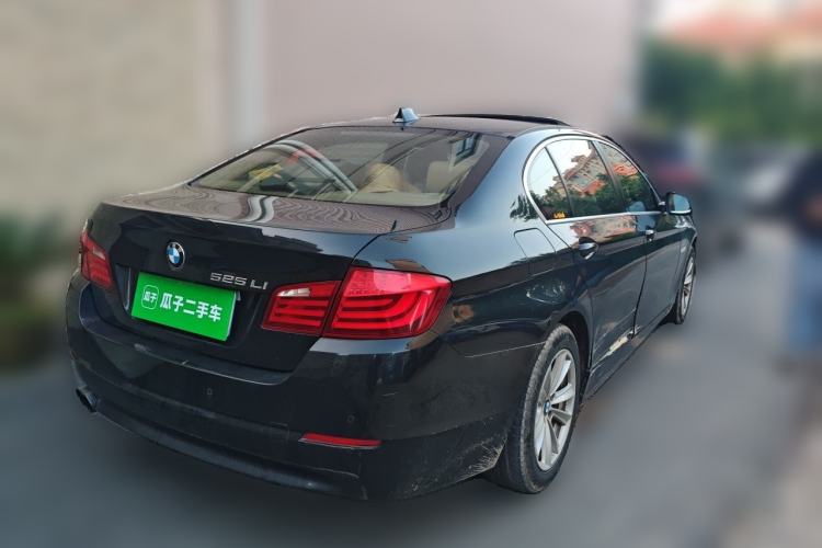 Used BMW 5 Series 2013 525Li Luxury Model Rear Right 45 Deg