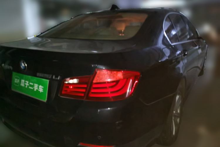 Used BMW 5 Series 2013 525Li Leading Model Rear Right 45 Deg