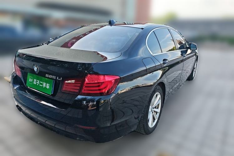 Used BMW 5 Series 2013 525Li Leading Model Rear Right 45 Deg
