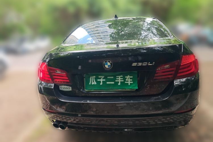 Used BMW 5 Series 2013 525Li Leading Model Rear